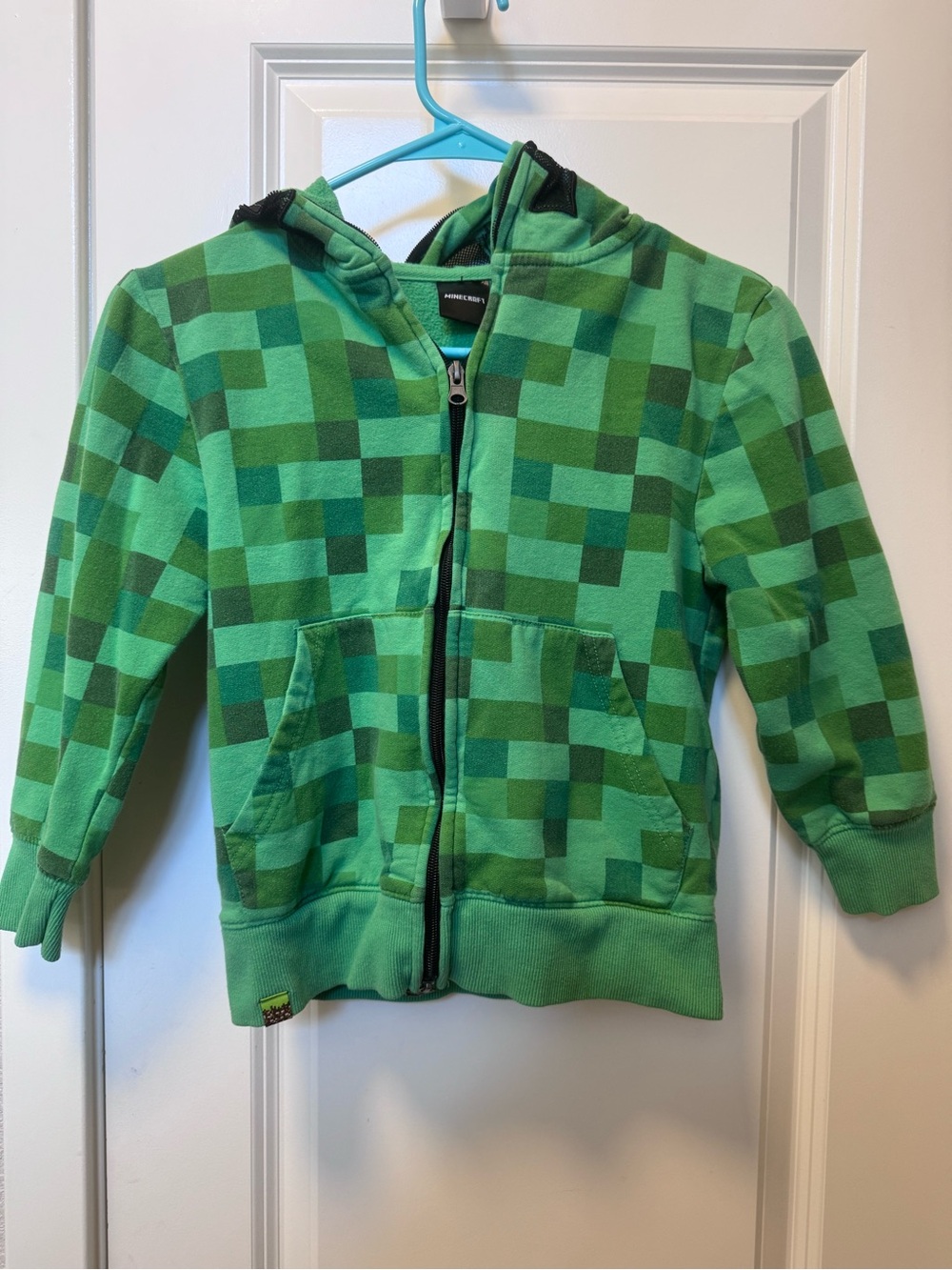 Green Minecraft boys creeper zip up hoodie. Size small!